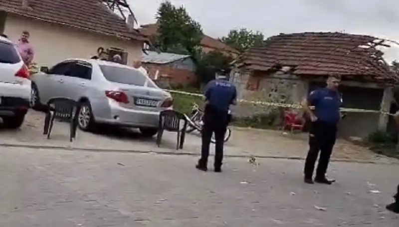 Korkunç Cinayet: Tuvalette Yakalanan Katil Olayı Şok Etti