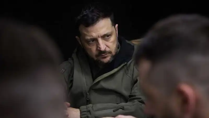 Zelenski'den Çarpıcı Açıklama: Rusya, Kuzey Kore Füze Teknolojisi Kullanıyor!