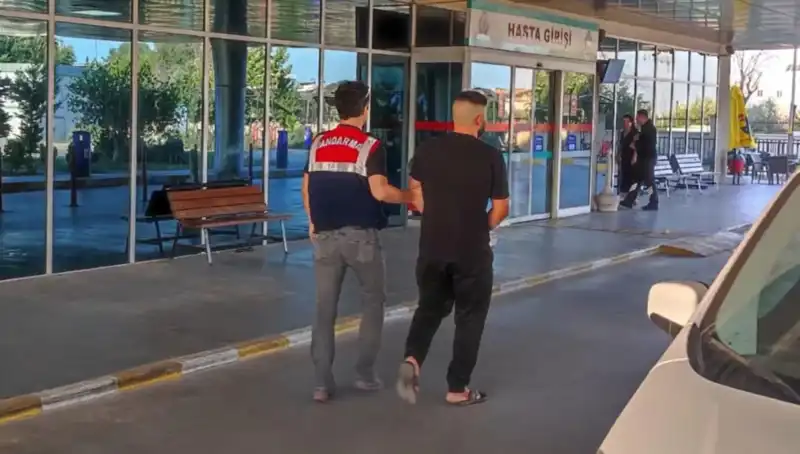 Türkiye'de DAEŞ'e Yönelik Operasyon: 28 İlde 153 Gözaltı Yapıldı
