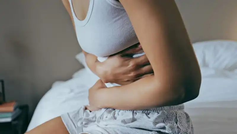 22 Yaşında Bağırsak Kanseri Teşhisi: Genç Yaşta Unutulan Belirtiler