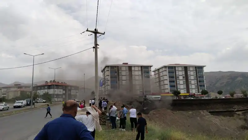 Bitlis'te Doğalgaz Hattında Patlama: Can ve Mal Güvenliği Tehlikede