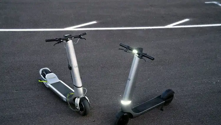 Elektrikli Scooter Devrimi: Hızları Trafikte Yasaklanan Yeni Tasarımlar