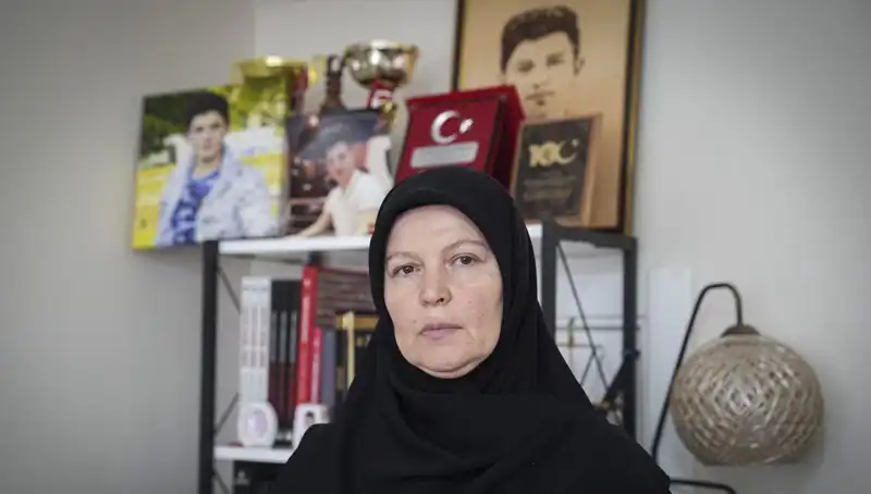 15 Temmuz'un Kahramanı Mahir Ayabak: Annesinin Acısı 9 Yıldır Dinmiyor