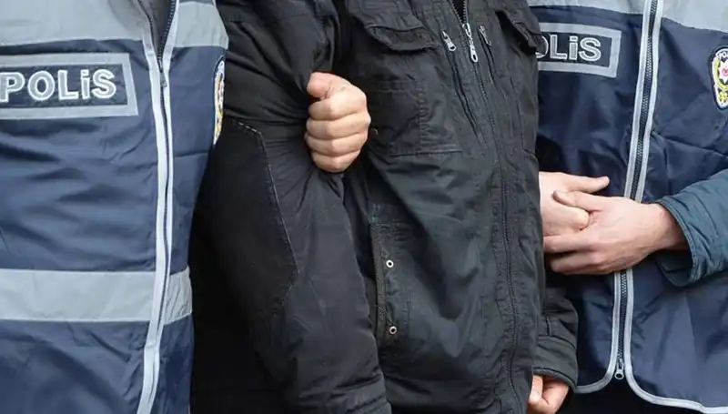 Bursa'da Kaçak Sigara Üretimi Yapan 4 Kişi Gözaltına Alındı!