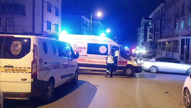 Kırıkkale'de Silahlı ve Bıçaklı Kavga: Hayatını Kaybeden 1 Kişi, 3 Yaralı