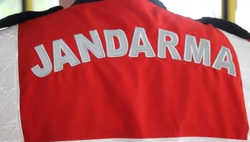 Muğla'da Silahlı Kavga: Bir Kişi Yaralandı, Panik İle Kaçış Başladı!