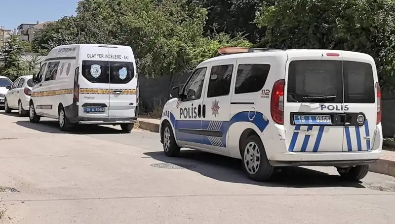 Bir Aylık Bebekte Şüpheli Ölüm: Kusmuk Nedeniyle Boğulma İddiası Şok Etkisi Yarattı