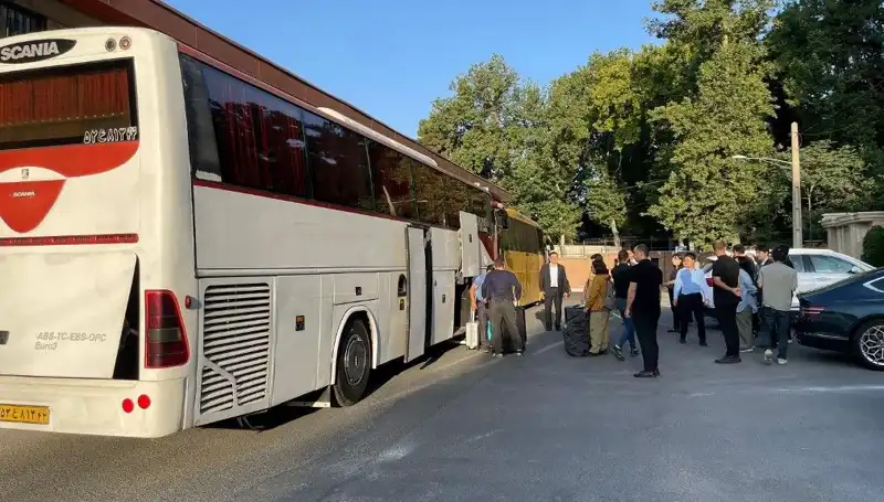 Şiraz'da Üzücü Otobüs Kazası: 21 Hayat Kayıbı