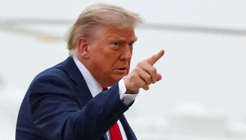 Trump Yönetimi, 36 Ülkeye Seyahat Yasağı Geliştirme Planları Yapıyor