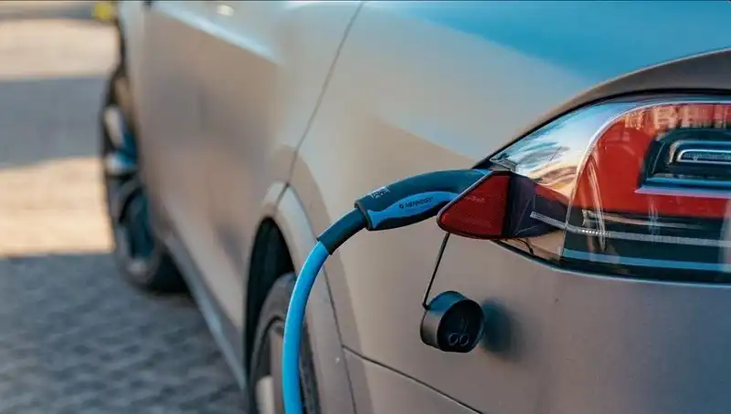 Elektrikli Araç Satışlarında Rekor: 6 Ayda 9.1 Milyon Otomobil Dünyayı Sarstı