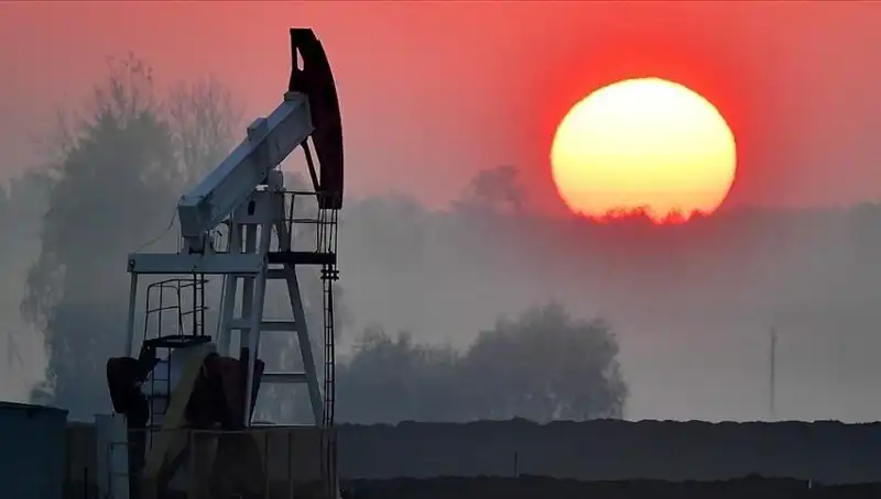 ABD'de Petrol Sondaj Kuleleri Azalıyor: Enerji Piyasasında Neler Oluyor?