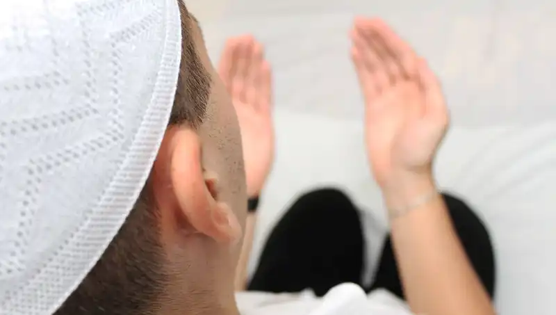 Seferi Namazı: Dikkat Edilmesi Gerekenler ve Kılınışı Hakkında Bilgiler