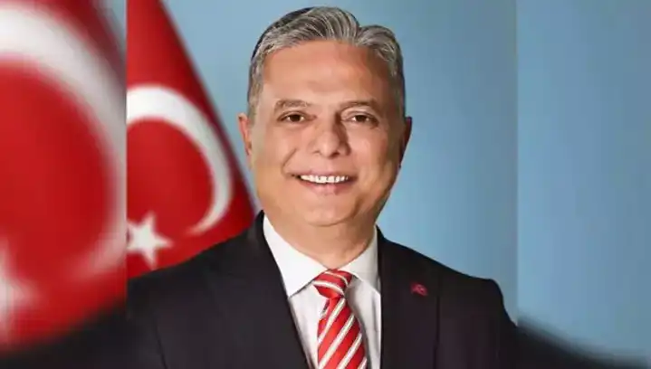 Ümit Uysal Kimdir? CHP Genel Başkan Adayı ve Siyasi Kariyeri
