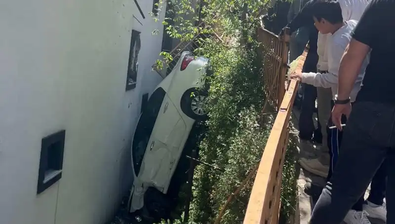 Kağıthane'de Korku Dolu Anlar: Sıradışı Olay Metrelerce Sürüklenmeye Sebep Oldu