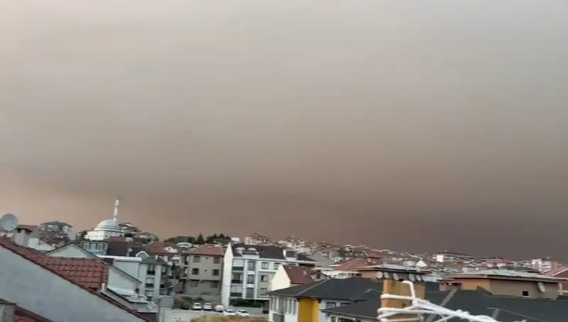 Bursa'da Kül Yağmuru Tehlikesi: Önleminizi Almayı Unutmayın!