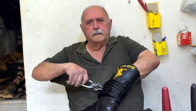 Tireli Hasan Usta: 64 Yıldır Değişmeyen Ustalığın Adı