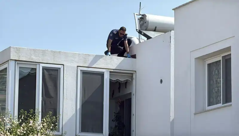 Bodrum'da Çatıdan Düşen Emekli Polis Hayatını Kaybetti: Detaylar Şok Edici