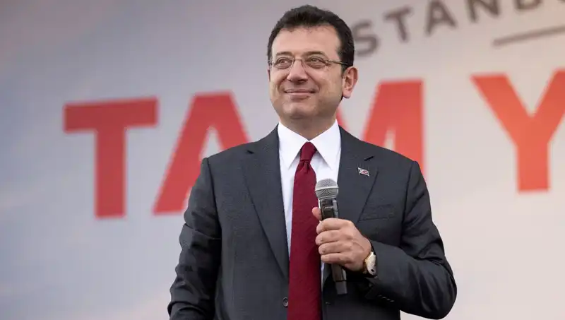 İstanbul'un Siyasi Gündemi Sarsılıyor: Ekrem İmamoğlu Hakim Karşısında!