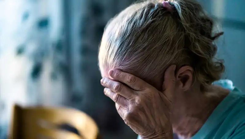 Alzheimer'ın Kapısını Açan Günlük Alışkanlıklar: Profesörden Önemli Açıklamalar