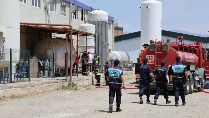 Elazığ'da Gaz Dolum Tesisinde Korkunç Patlama: 5 Yaralı