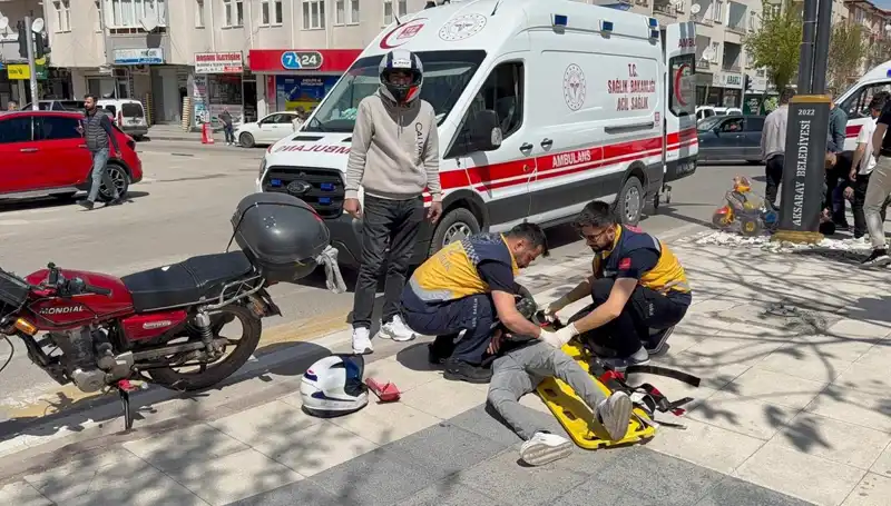 Aksaray’da Motosiklet Kazası: İki Kişi Yaralandı, Detaylar Ortaya Çıktı