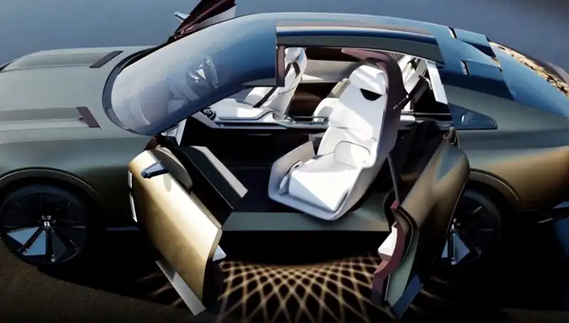 Lüks ve Performansın Buluştuğu Nokta: Bentley EXP 15 Concept