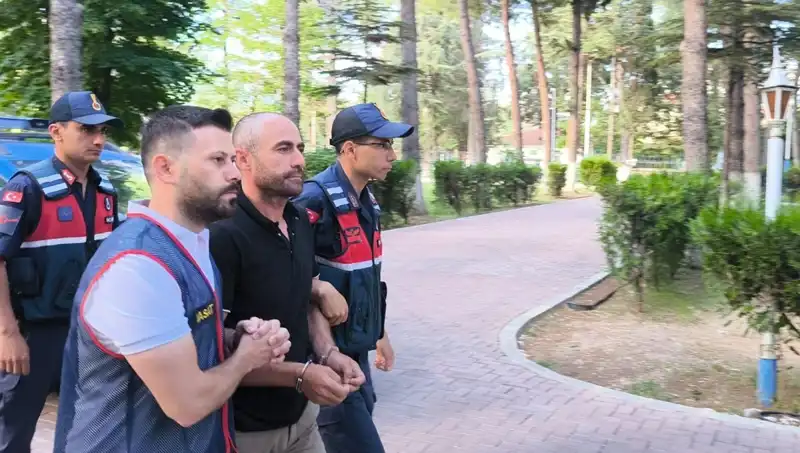 140 Kez Hırsızlık Yapan Çeteye Büyük Darbe: 4 Şüpheliden Biri Tutuklandı