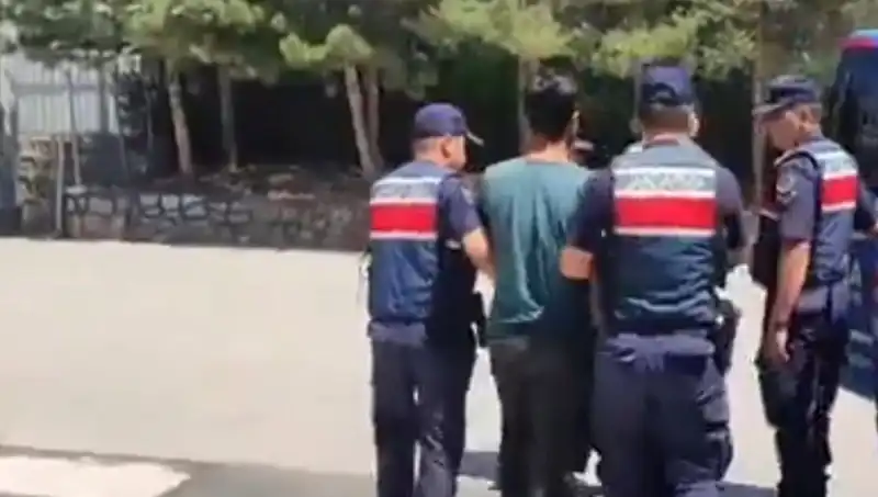 DAEŞ'e Yönelik 14 İlde 26 Kişilik Dev Operasyon Gerçekleşti!