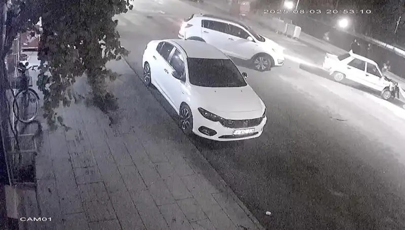 Yaya Geçidinde Dram: Yayaya Yol Vermek İsterken Kazaya Sebep Oldu