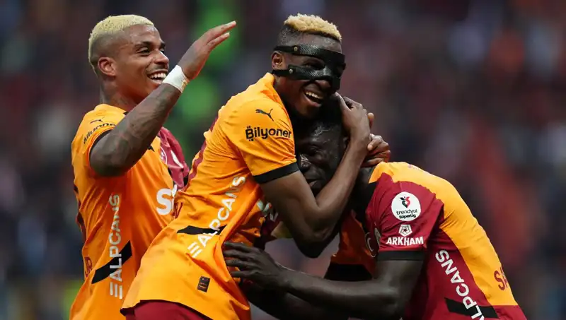 Osimhen'in Geleceği Üzerine Lemina'dan Dikkat Çeken Açıklama!