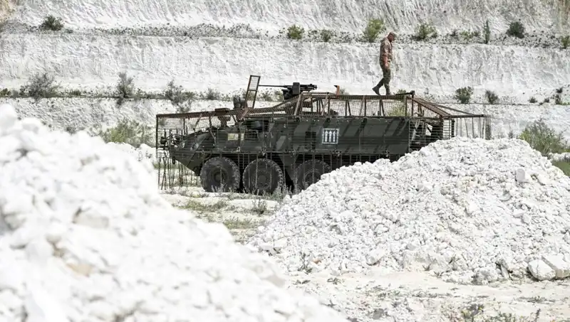 Ukrayna, ABD'li Yetkiliyi Bakanlığa Çağırarak Mühimmat Kesintisine Dikkat Çekti