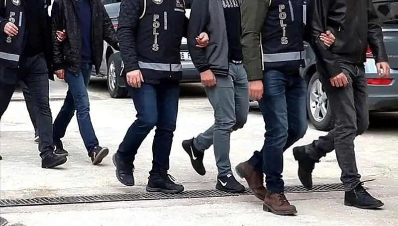 Ankara ve Antalya'da Fuhuş Operasyonu: 20 Şüpheli Gözaltına Alındı