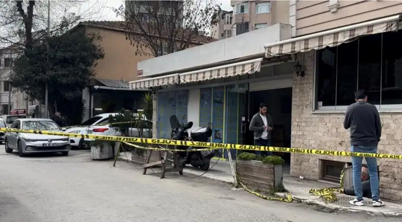 İstanbul’da Oto Tamircisi İş Yerinde Gizemli Cinayet: Detaylar Ortaya Çıktı