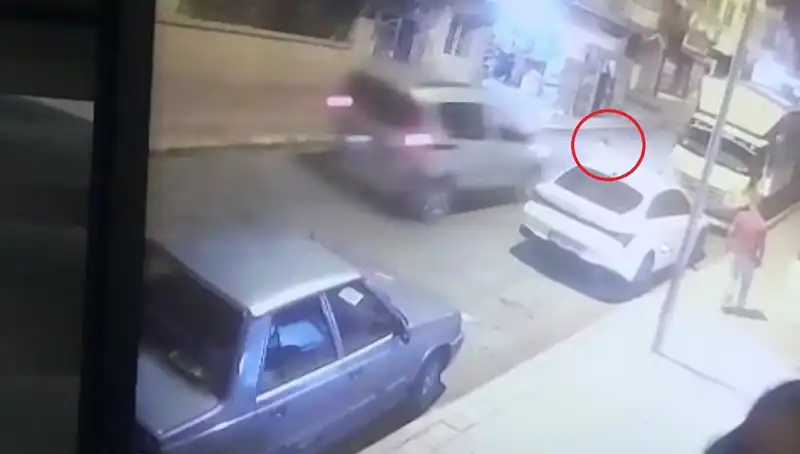 Yola Fırlayan Çocuğa Hafif Ticari Araç Çarptı: Olayın Detayları ve Önlemler