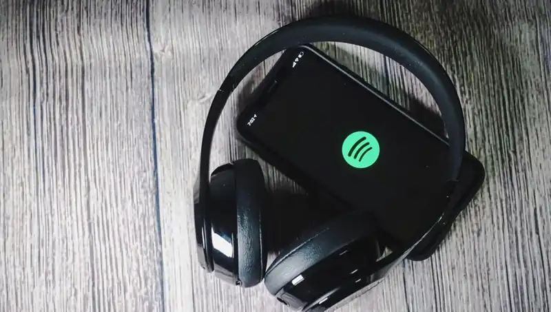 Spotify, Yapay Zeka ile Ölü Sanatçıların Sesini Diriltiyor: Yeni Dönem mi?