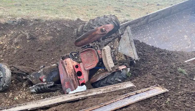 Kayseri'de Kontrolden Çıkan Traktör Şarampole Yuvarlandı: Kazanın Detayları