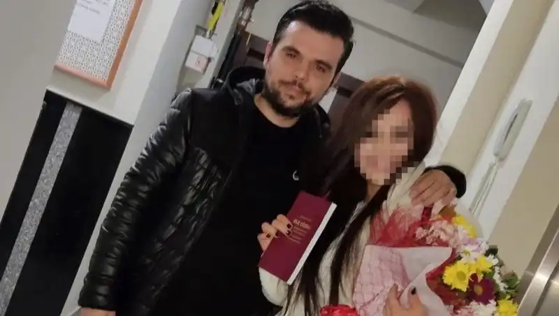 Kocasını Öldüren Kadın, Taksi Çağırdı: "Eşim Hasta" İtirafı Şok Yarattı