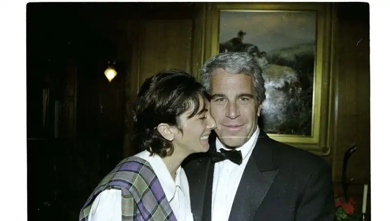 Ghislaine Maxwell, Epstein Skandalında Şok Edici İfşalarla 100 Ünlü İsim Açıklıyor