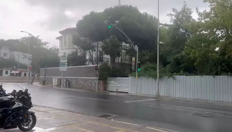 İstanbul'u Vuran Sağanak Yağış: Hayatı Olumsuz Etkileyen Detaylar