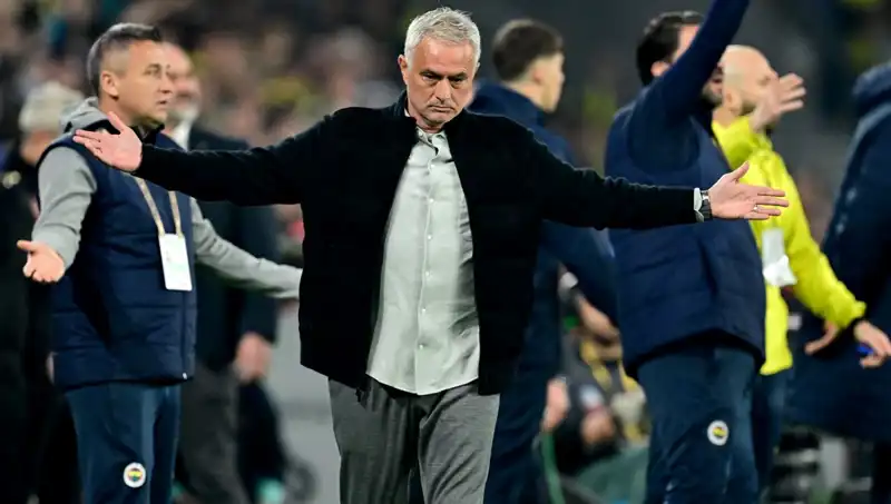 Mourinho'nun Futbol Anlayışına Yönelik Eleştiriler: Modası Geçti mi?
