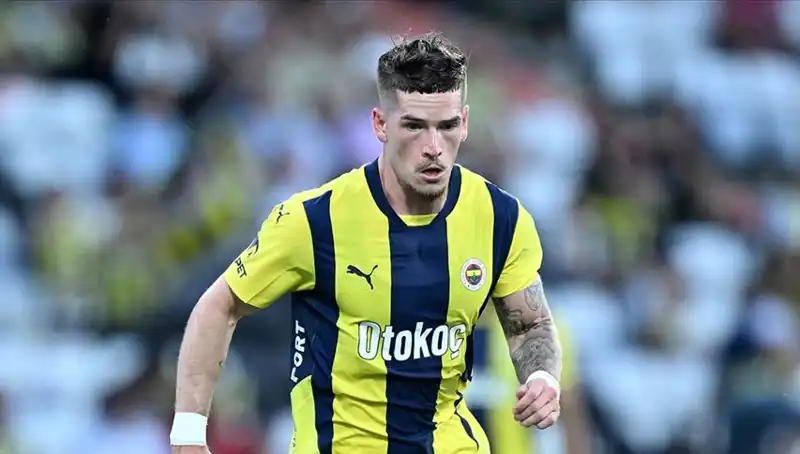 Ryan Kent, Transfer Sürecinin Ardından Yeni Takımına Adım Attı!