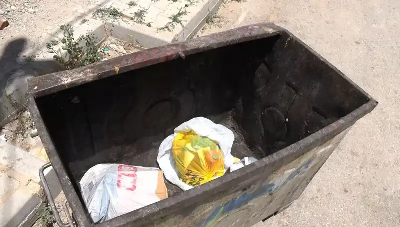 Evde Doğuran Kadın, Doğduğu Bebeği Çöpe Attı: Sırrı Ne?