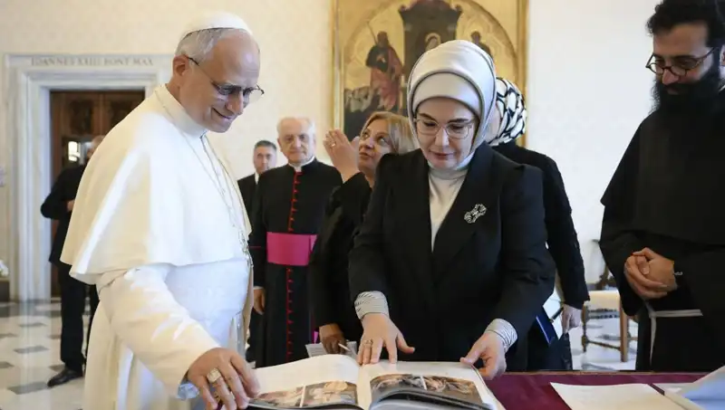 Emine Erdoğan ve Papa Leo: Gazze Üzerine Tarihi Bir Buluşma