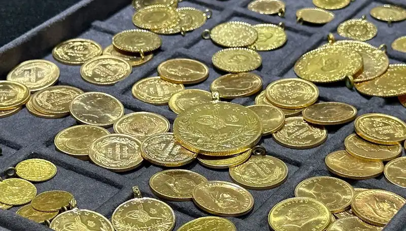Hafta Sonu Altın Fiyatları: Yükseliş ve Düşüşler Nereye Gidiyor?