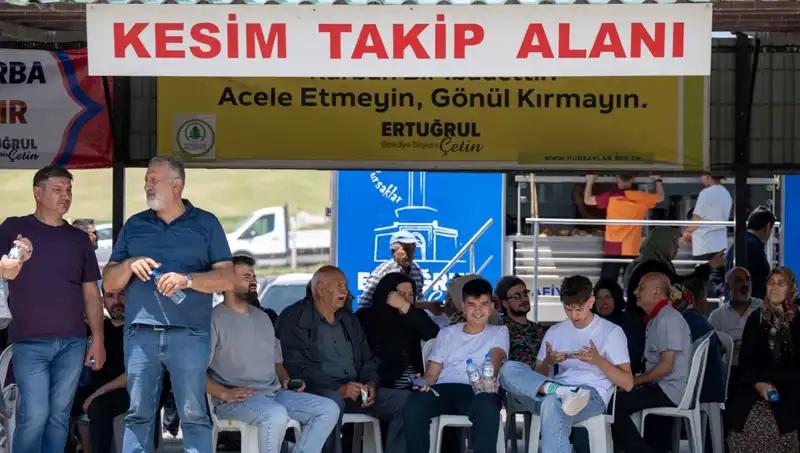 Kurban Bayramı Öncesi Ankara'daki Pazarlar Canlanıyor: Alışveriş Coşkusu
