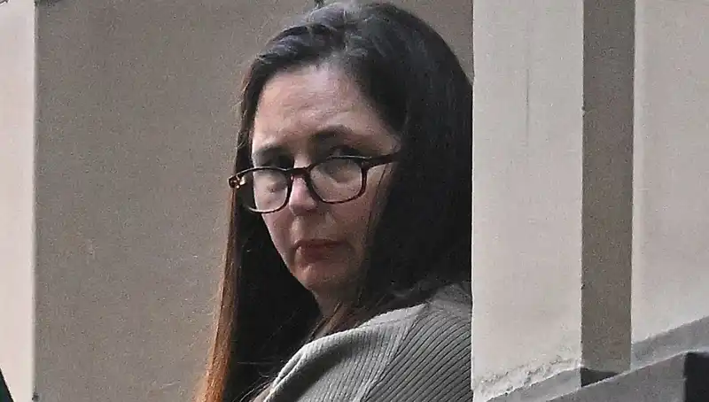Zehirli Mantarlar: Renkli Tabaklar ve Cevapsız Soruların Gizemi