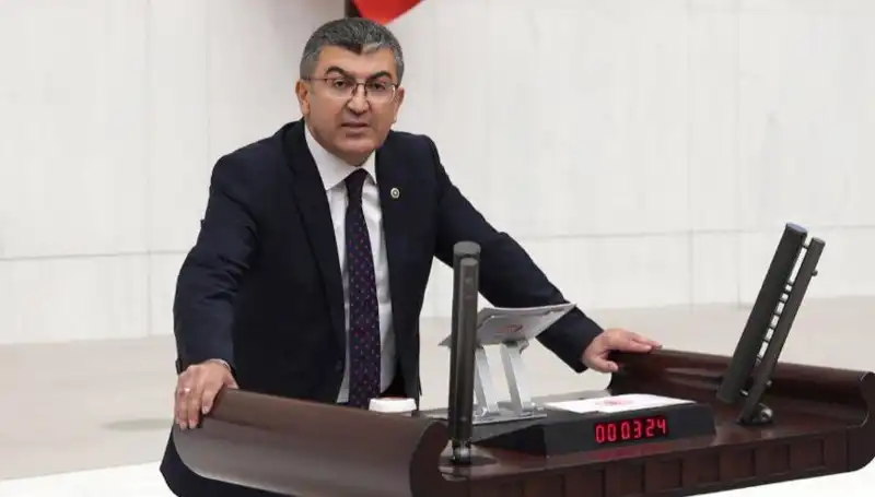 Gelecek Partisi’nde Şok İstifa: Hasan Ekici Adım Attı!