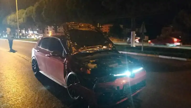 Balıkesir'de Otomobil ve Motosiklet Kaza Yaptı: 1 Kişi Hayatını Kaybetti