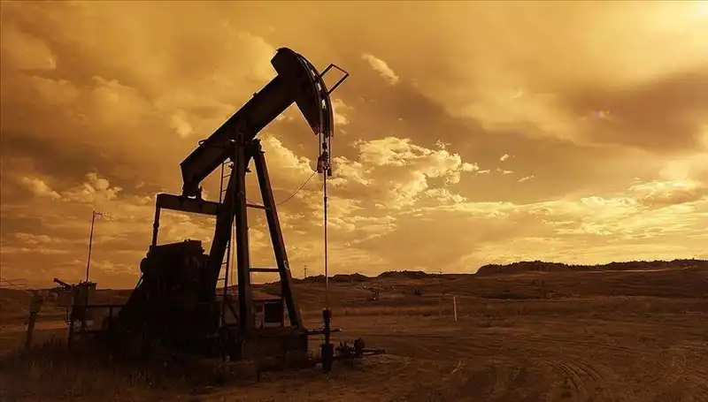 Orta Doğu Geceye Sıcak Giriyor: Petrol Fiyatlarında Yükseliş Başladı