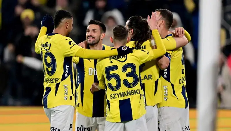 Kadıköy'de Futbol Depremi: Takımlar Şampiyonluk İçin Kolları Sıvadı